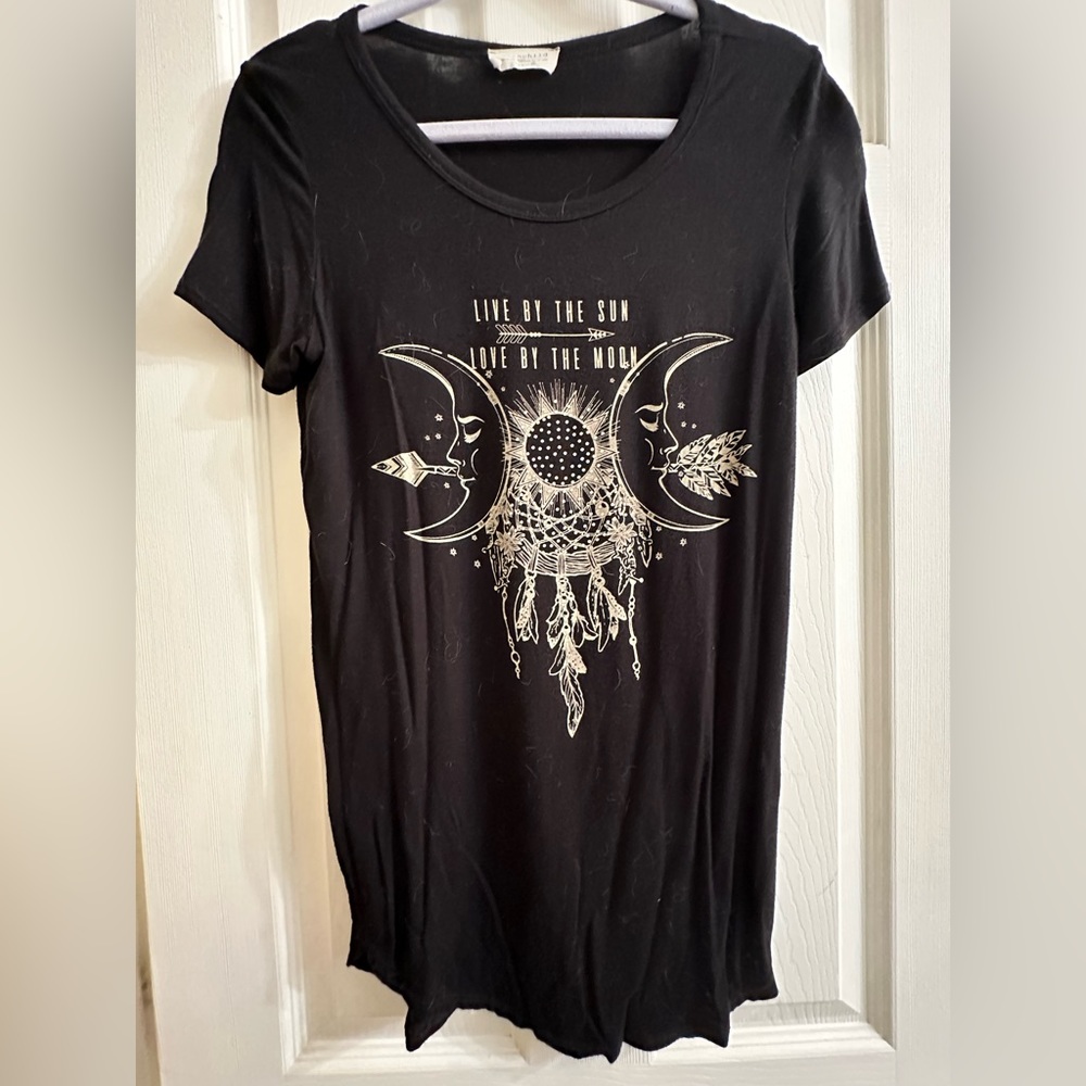 Witchy, “moonchild” flowy tee